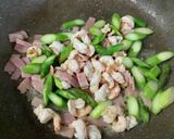 エビとアスパラガスの洋風炊き込みご飯♪作り方5写真