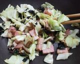 コガネタケ、ヒラタケ、ベーコンの野菜炒め作り方8写真