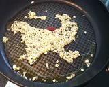 豚肉とまいたけと軟白葱のペペロンチーノ作り方2写真