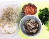 栄養満点♬オイルサーディンで炒め旨ご飯作り方1写真