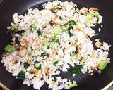 栄養満点♬オイルサーディンで炒め旨ご飯作り方5写真
