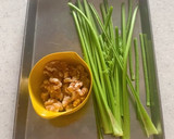 にんじんの茎とくるみの甘辛炒め作り方1写真
