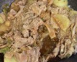 豚バラとじゃがいもとエリンギと舞茸の煮物作り方5写真