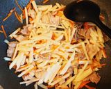 男性喜ぶ肉入りじゃがいもきんぴら作り方4写真