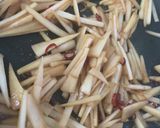大根の皮で作ったきんぴら☆作り方4写真