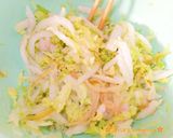 簡単☆白菜とカニカマ（蟹缶）の甘酢サラダ作り方3写真