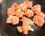 柿の甘み！蓮根と鶏モモのオイスター炒め作り方4写真