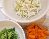 大根の皮でキンピラ炒め☆お弁当にも作り方1写真