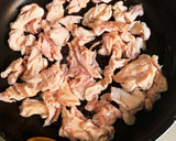 鶏皮と小松菜のオイスター炒め作り方1写真