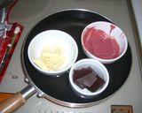 キャラ弁　モンスターボールパン作り方1写真