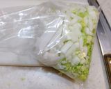 ポリ袋でつくる　白菜と大根のコールスロー作り方3写真