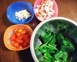 絶品☆ほうれん草のトマトソースパスタ作り方1写真
