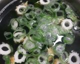 簡単ごま香るわかめとちくわのスープ作り方3写真