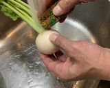 蕪とチキンの和風トマト煮込み作り方1写真