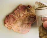 タレが絶品☆照り照りトリのステーキ作り方2写真