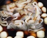 冷凍里芋で簡単!里芋とイカの煮物作り方2写真