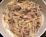 節約料理！豚肉ともやしの味噌マヨ炒め作り方1写真