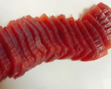 うま味倍増！塩漬けマグロのしそ巻き作り方3写真