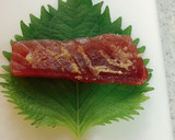 うま味倍増！塩漬けマグロのしそ巻き作り方4写真