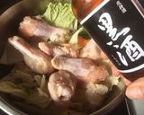 白菜は…酒でじっくり煮る！鶏手羽スープ作り方3写真