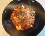 海老とほうれん草のトマトスープパスタ作り方8写真