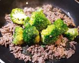てんこ盛り野菜のガーリックコンソメ炒め作り方3写真