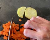 【離乳食中期】鶏肉とさつまいものミルク煮作り方3写真