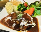 デミハンバーグでお祝いご飯作り方1写真