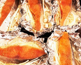 玉ねぎとえのきで鮭のホイルマヨ焼き✨作り方3写真