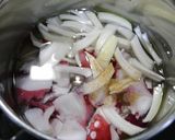 簡単！たこと玉葱ほうれん草のお味噌汁作り方1写真
