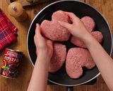 デミ缶で簡単！ふわふわ煮込みハンバーグ作り方7写真