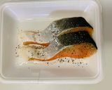 サーモンのバター醤油ステーキ♡作り方2写真