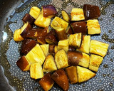茄子と唐揚げのピリ辛甘酢炒め作り方1写真