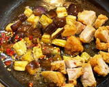 茄子と唐揚げのピリ辛甘酢炒め作り方2写真