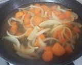人参&玉ねぎお肉&目玉焼きマヨで♡作り方2写真