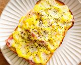 朝食ランチ♡ベーコンエッグチーズトースト作り方4写真