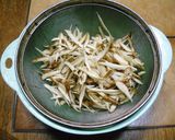 きのこ牛肉入りきんぴらごぼう作り方1写真