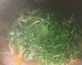 人参の葉っぱも美味しい葉付き人参の味噌汁作り方4写真