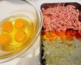 お弁当で大人気!母直伝挽き肉オムレツ作り方1写真