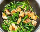 鶏とニラ炒めのチーズ和え作り方3写真