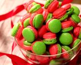 クリスマス☆いちごとキウイのミニマカロン作り方1写真
