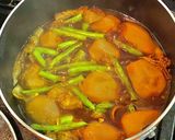 里芋と豚バラ肉の甘辛味噌煮作り方8写真