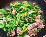 簡単!合挽き肉とニラもやしのキムチ炒め作り方2写真