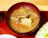 手羽中旨だれ絡めと手抜き豚汁作り方1写真