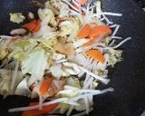 椎茸&人参&キャベツ&玉ねぎの焼きそば☆作り方1写真