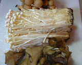 お弁当のおかずに♥きのこのしょうゆ煮♥作り方1写真