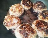 肉汁溢れるとろ～りチーズ煮込みハンバーグ作り方3写真