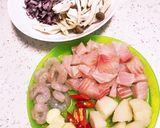 鯛えびホタテペペコンバタ醤油きのこパスタ作り方1写真