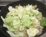 節約！簡単！キャベツと鶏そぼろの和風炒め作り方4写真
