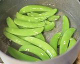 ヘルシー♪簡単スナップえんどうと豆腐炒め作り方2写真